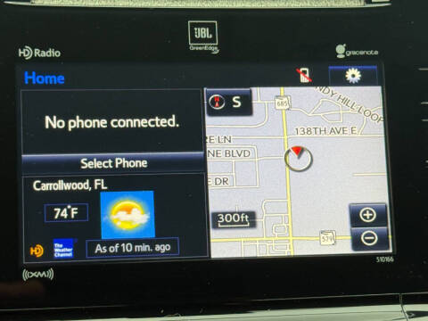 2017 Toyota Prius v Five