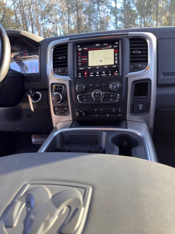 2018 RAM 1500 SLT