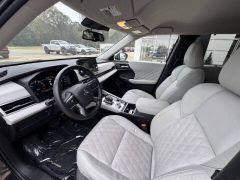 2024 Mitsubishi Outlander SEL