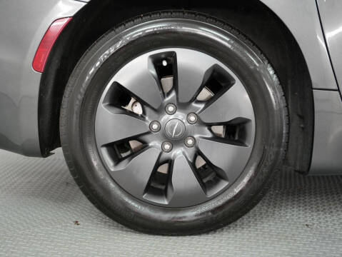 2019 Chrysler Pacifica Hybrid Limited