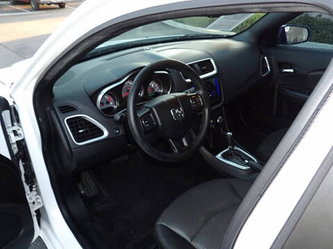 2014 Dodge Avenger SE