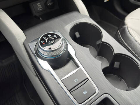 2026 Ford Escape Platinum