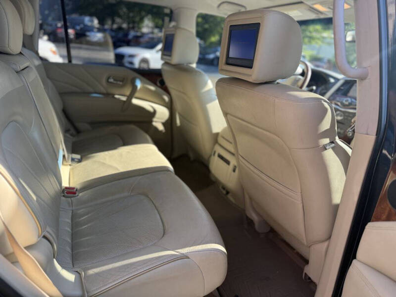 2015 Infiniti QX80