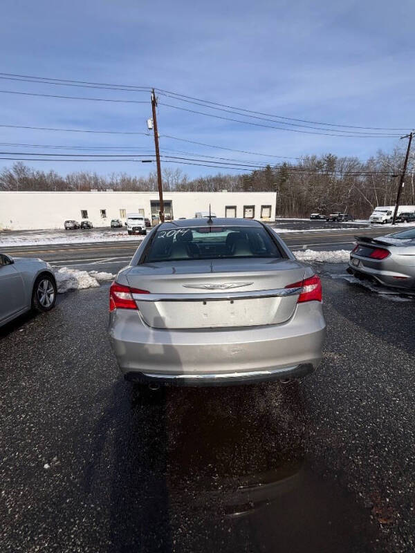 2014 Chrysler 200 Limited