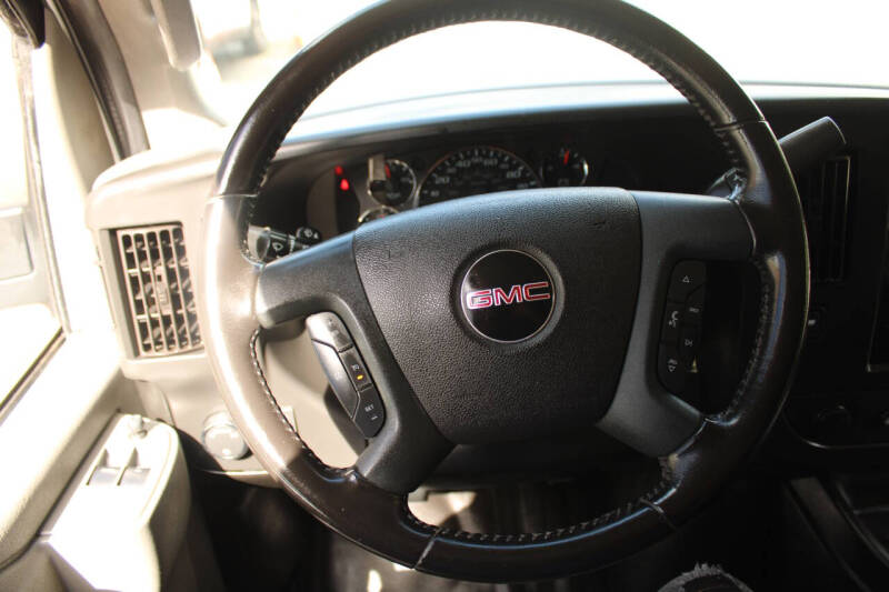 2020 GMC Savana 2500