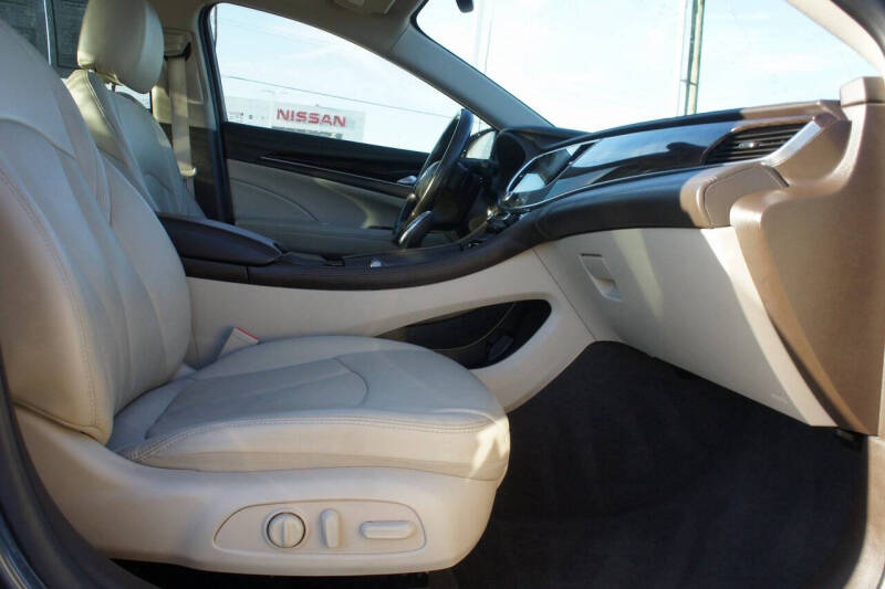 2019 Buick LaCrosse Essence