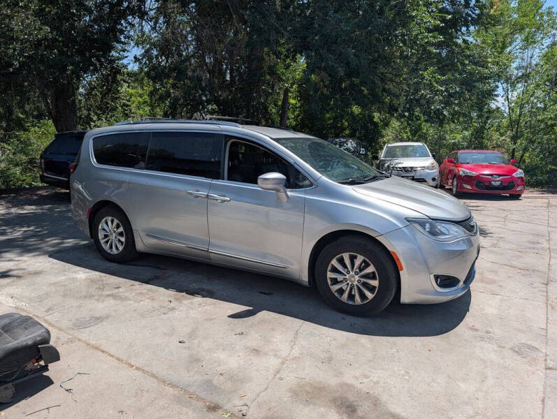 2018 Chrysler Pacifica Touring L
