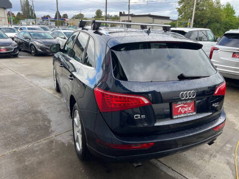 2011 Audi Q5 2.0T quattro Premium Plus