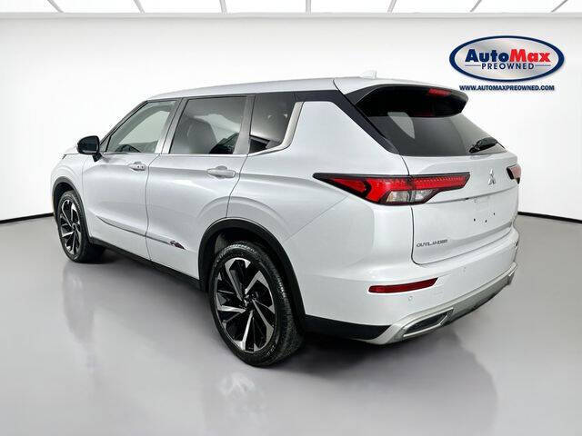 2022 Mitsubishi Outlander Black Edition