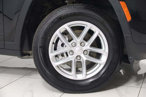 2023 Jeep Grand Cherokee Laredo X