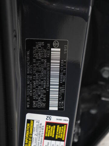 2025 Toyota Camry SE