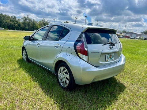 2015 Toyota Prius c Four
