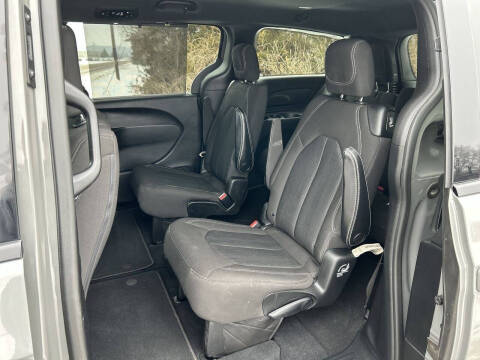 2021 Chrysler Pacifica Touring