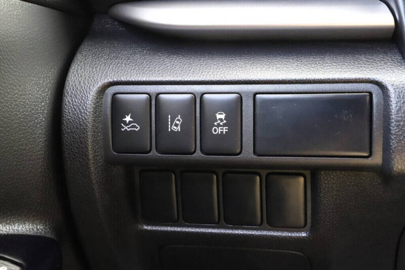 2023 Mitsubishi Eclipse Cross LE