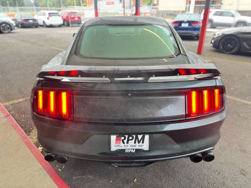 2015 Ford Mustang V6