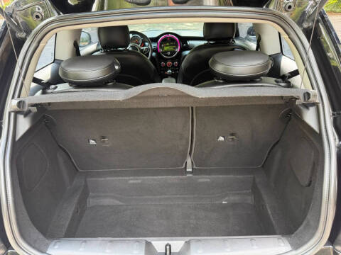 2017 MINI Hardtop 2 Door Cooper