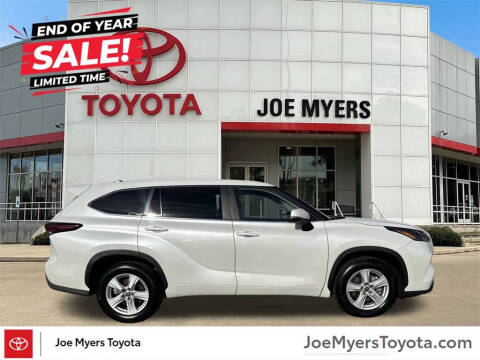 2024 Toyota Highlander LE