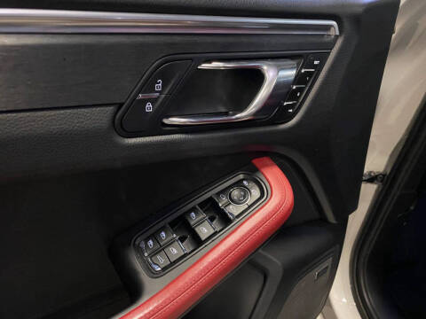 2021 Porsche Macan GTS