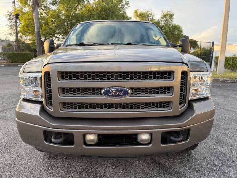 2005 Ford Excursion Limited