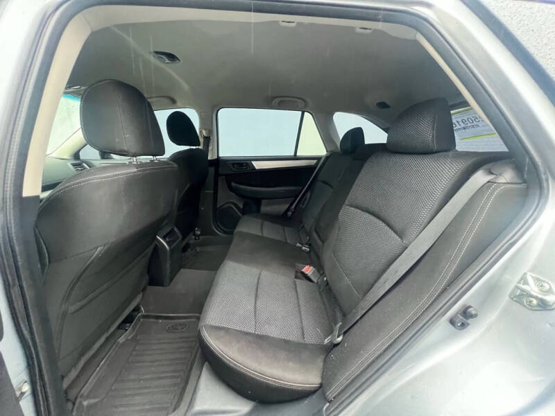 2019 Subaru Outback 2.5i