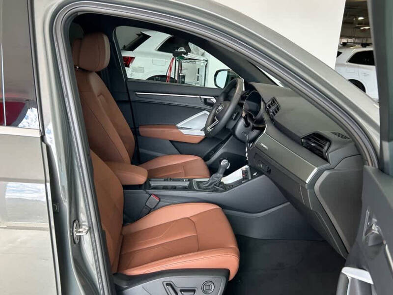 2025 Audi Q3 quattro S line Premium 45 TFSI