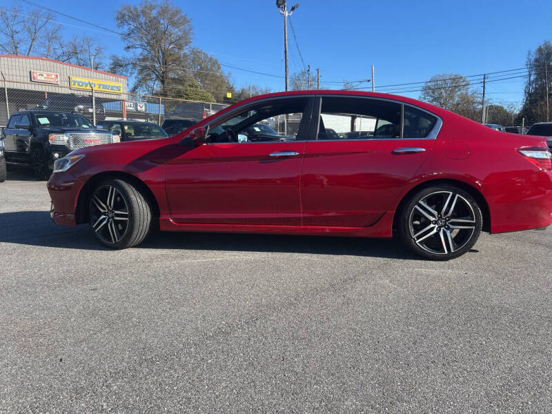 2016 Honda Accord Sport's photo