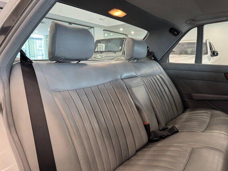 1987 Mercedes-Benz 420-Class 420 SEL