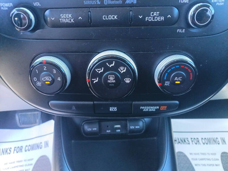 2016 Kia Soul +