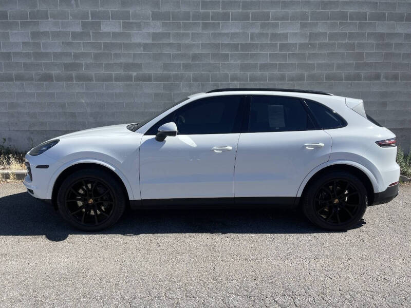 2022 Porsche Cayenne