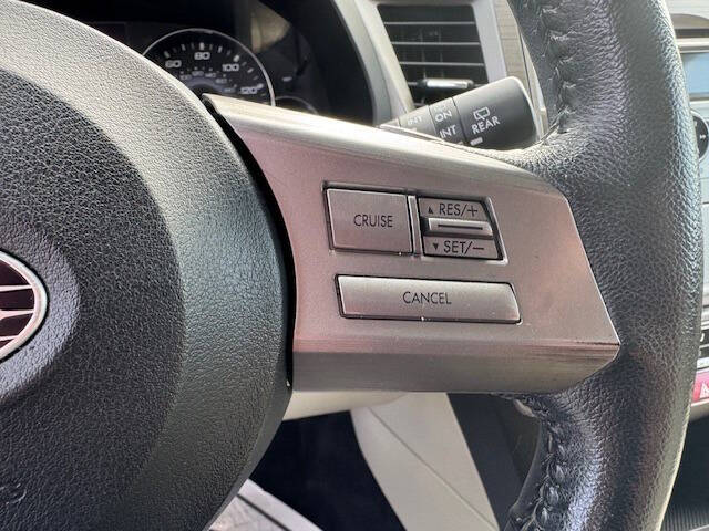 2010 Subaru Outback 2.5i Premium