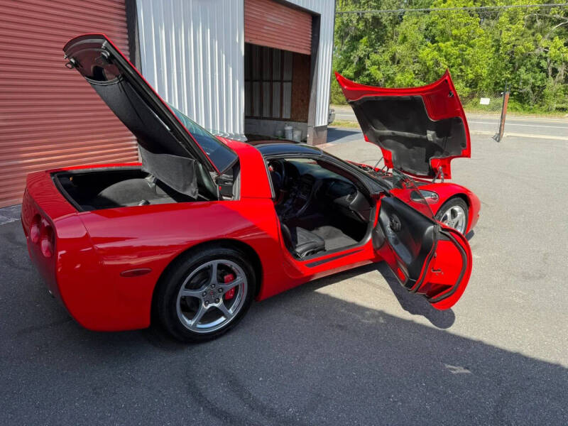 2004 Chevrolet Corvette