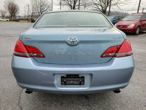 2008 Toyota Avalon
