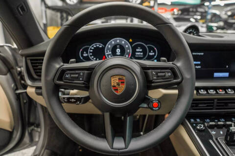 2025 Porsche 911 Carrera