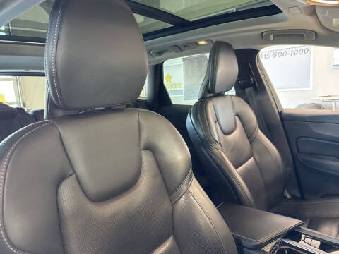 2022 Volvo XC60 Recharge T8 Inscription