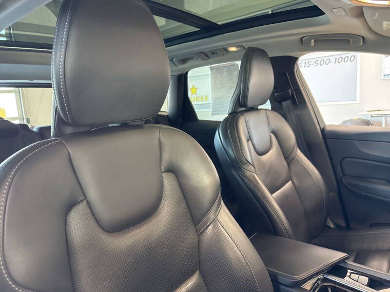 2022 Volvo XC60 Recharge T8 Inscription