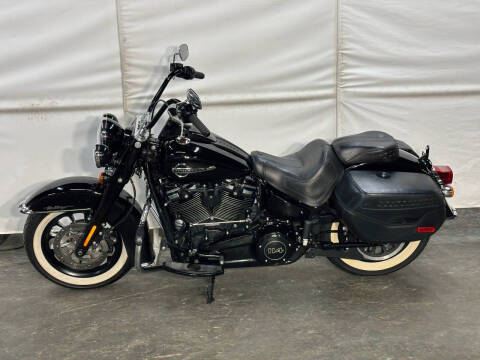 2018 Harley-Davidson FLHCS Heritage