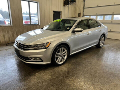 2018 Volkswagen Passat for sale at Sand's Auto Sales in Cambridge MN