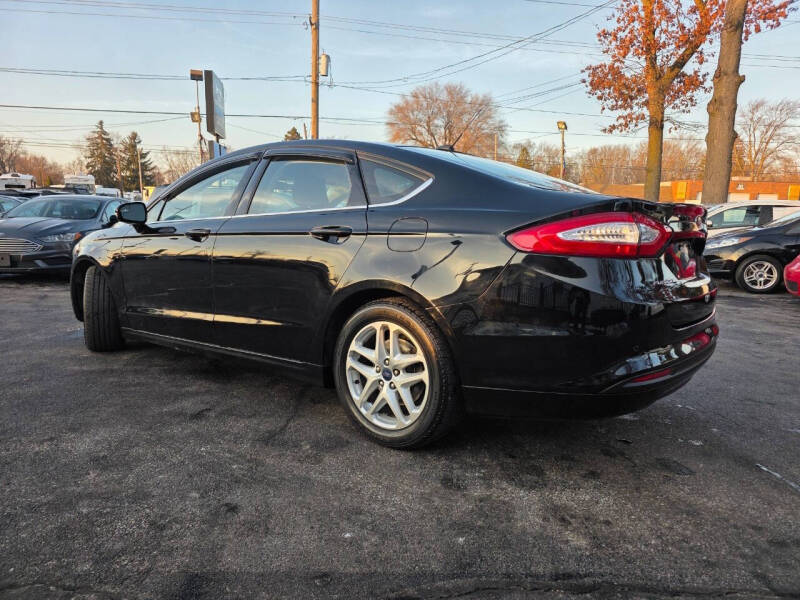 2016 Ford Fusion SE