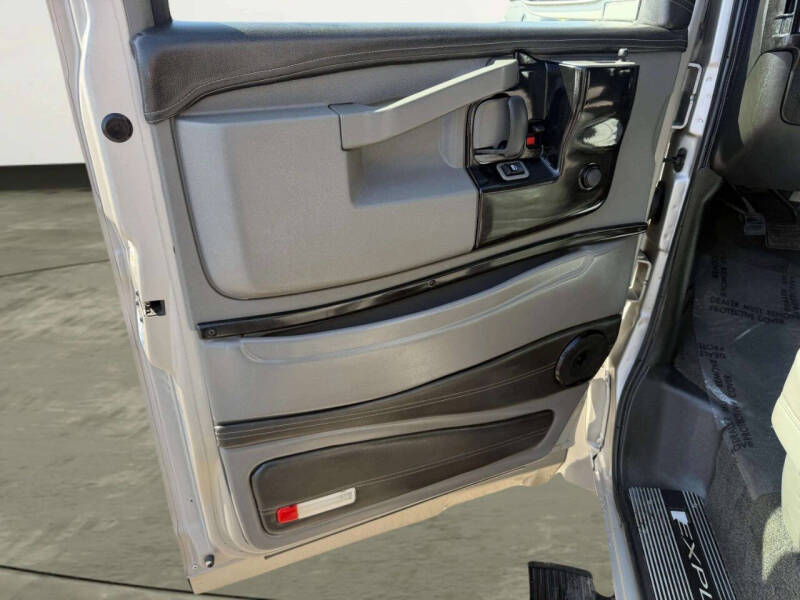 2021 Chevrolet Express LS 2500