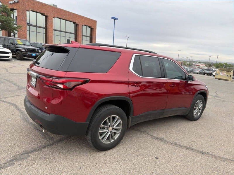 2023 Chevrolet Traverse LT Cloth