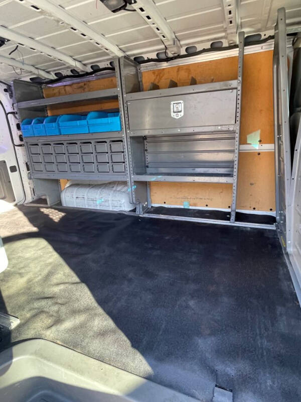 2016 Nissan NV 2500 HD SV