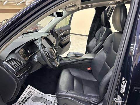 2019 Volvo XC90 T5 Momentum