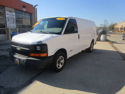 2003 Chevrolet Express Cargo for sale at RON'S AUTO SALES INC in Cicero IL