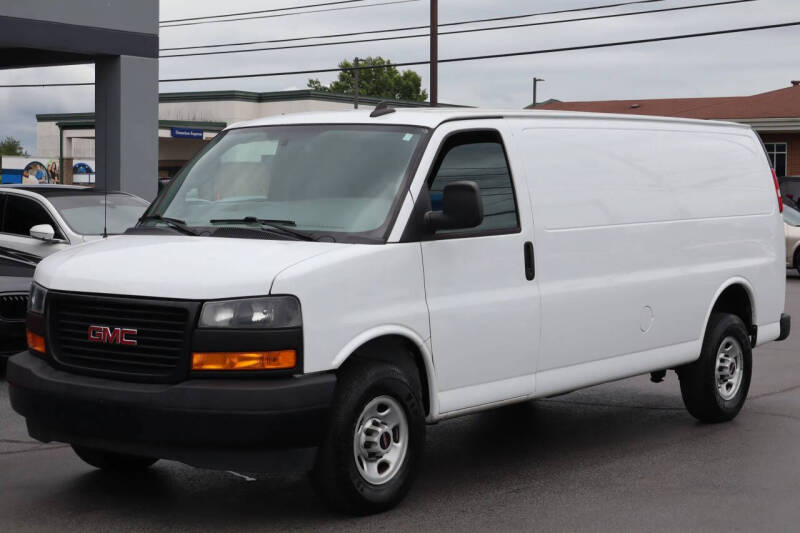 2023 GMC Savana 2500