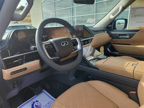 2025 Infiniti QX80 Luxe