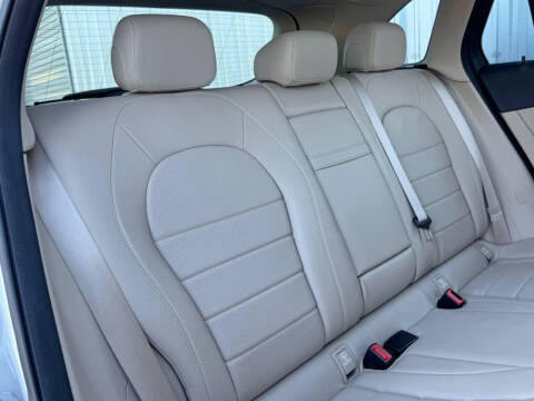 2021 Mercedes-Benz GLC GLC 300 4MATIC