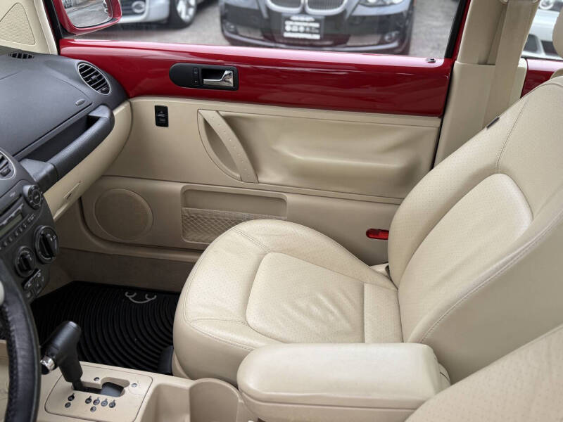 2007 Volkswagen New Beetle 2.5