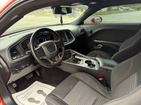 2017 Dodge Challenger SXT