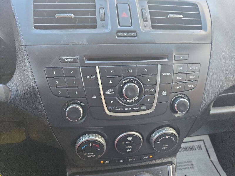 2014 Mazda MAZDA5 Sport