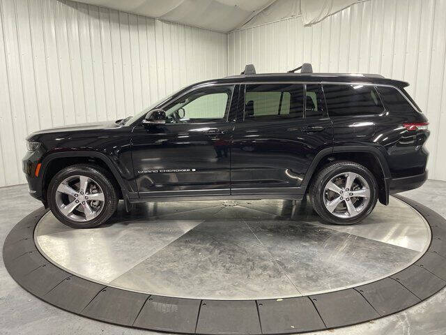 2021 Jeep Grand Cherokee L for sale at HILAND TOYOTA in Moline IL